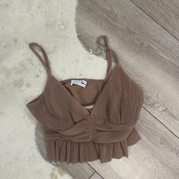 Urban outfitters brown ribbed ruffle crop top - Picture 1 of 4